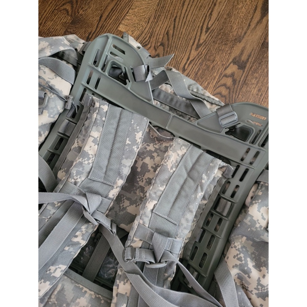 US Army Military MOLLE II Large Modular Lightweight Rucksack Backpack Ruck USGI - Picture 5 of 7